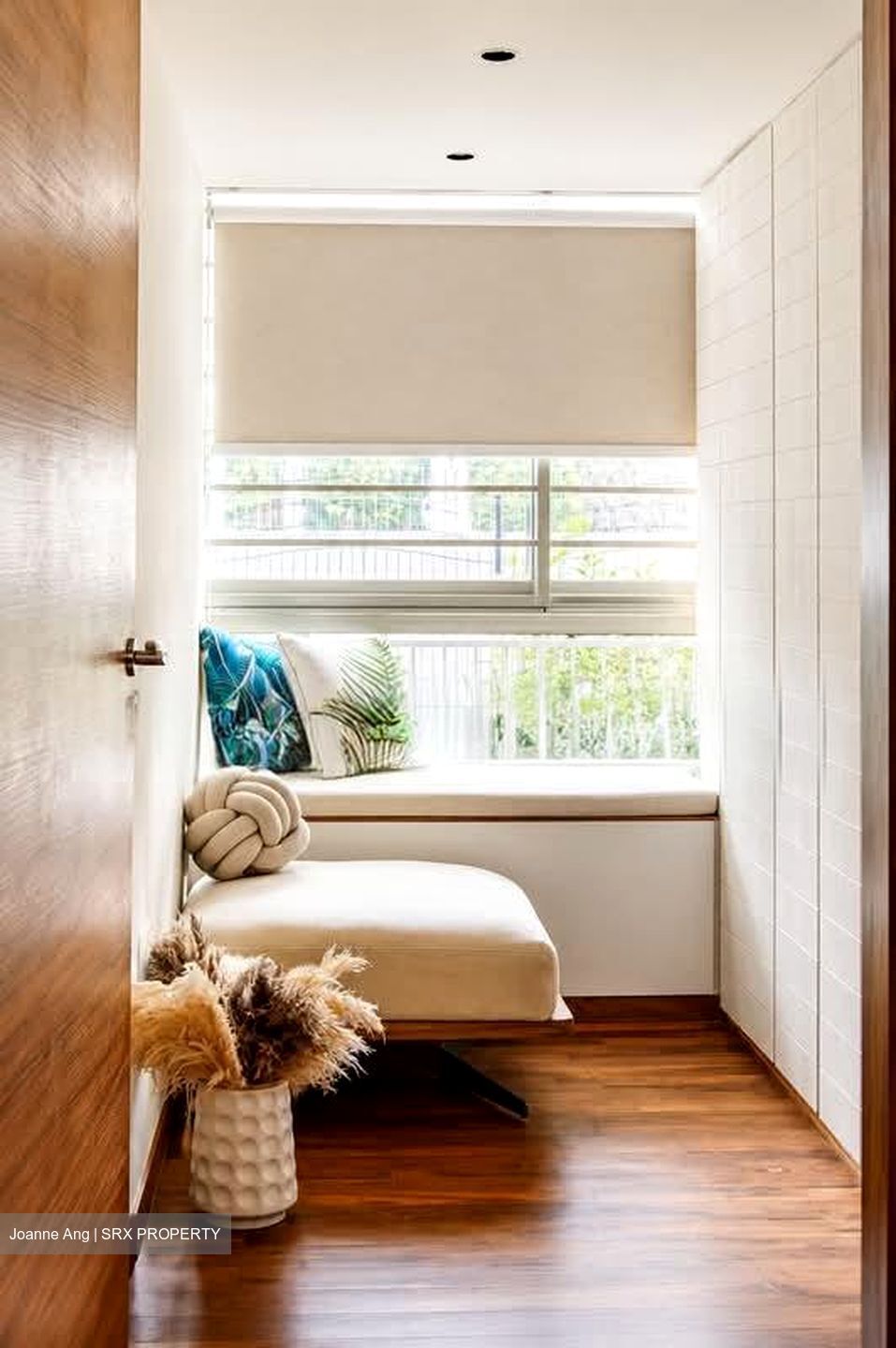 East Coast Residences (D16), Apartment #587281011